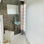 06al - Architect-designed With Pool And Sea View Villa Vallauris