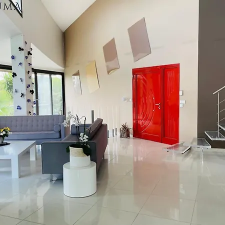 Vila 06al - Architect-designed With Pool And Sea View *