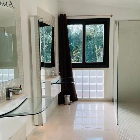 06al - Architect-designed With Pool And Sea View * Vallauris